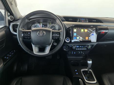 TOYOTA Hilux Caminhonete 2.8 16V SRX 4X4 TURBO DIESEL CABINE DUPLA AUTOMTICO, Foto 13