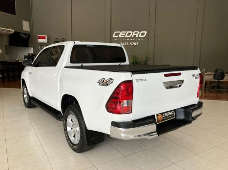 TOYOTA Hilux Caminhonete 2.8 16V SRV 4X4 DIESEL CABINE DUPLA AUTOMTICO, Foto 3
