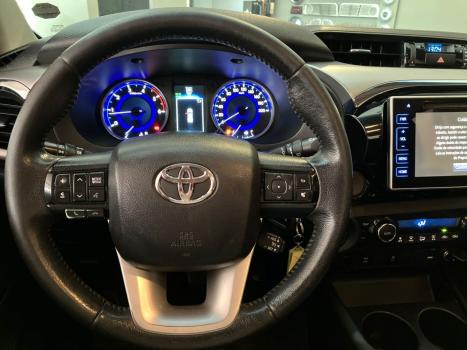 TOYOTA Hilux Caminhonete 2.8 16V SRV 4X4 DIESEL CABINE DUPLA AUTOMTICO, Foto 13