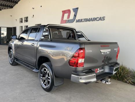 TOYOTA Hilux Caminhonete 2.8 16V SRV 4X4 DIESEL CABINE DUPLA AUTOMTICO, Foto 8