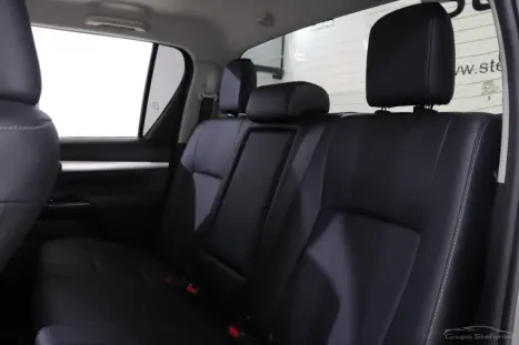 TOYOTA Hilux Caminhonete 2.8 16V SRV 4X4 DIESEL CABINE DUPLA AUTOMTICO, Foto 8
