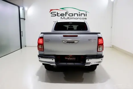 TOYOTA Hilux Caminhonete 2.8 16V SRV 4X4 DIESEL CABINE DUPLA AUTOMTICO, Foto 12