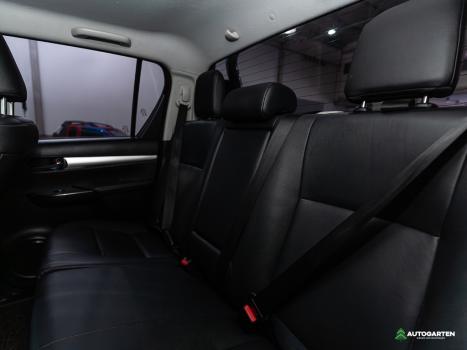 TOYOTA Hilux Caminhonete 2.8 16V SRX 4X4 TURBO DIESEL CABINE DUPLA AUTOMTICO, Foto 8
