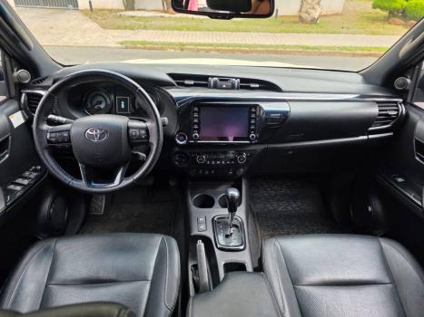 TOYOTA Hilux Caminhonete 2.8 16V SRX 50 ANOS 4X4 TURBO DIESEL CABINE DUPLA AUTOMTICO, Foto 10