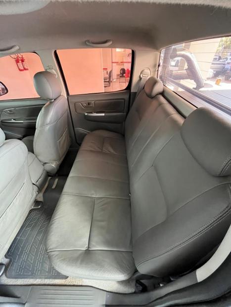 TOYOTA Hilux Caminhonete 2.7 16V 4P SR FLEX CABINE DUPLA AUTOMTICO, Foto 22
