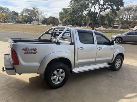 TOYOTA Hilux Caminhonete 3.0 16V 4P 4X4 SRV TURBO DIESEL CABINE DUPLA AUTOMTICO, Foto 6