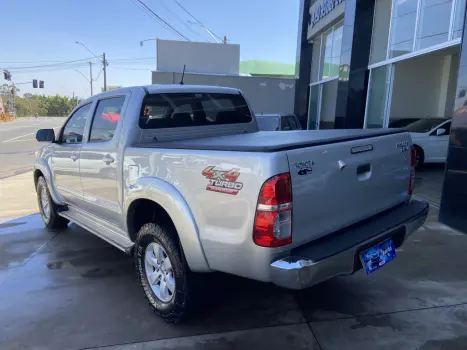 TOYOTA Hilux Caminhonete 3.0 4P SRV DIESEL CABINE DUPLA, Foto 14