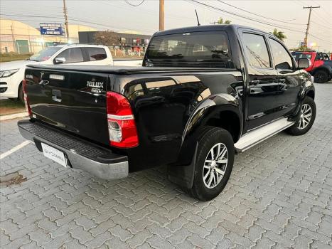 TOYOTA Hilux Caminhonete 2.7 16V 4P SRV FLEX 4X4  CABINE DUPLA AUTOMTICO, Foto 10