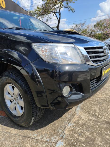 TOYOTA Hilux Caminhonete 3.0 4P 4X4 SRV TURBO DIESEL CABINE DUPLA LIMITED EDITION AUTOMTICO, Foto 7