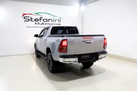 TOYOTA Hilux Caminhonete 2.8 16V SRV 4X4 DIESEL CABINE DUPLA AUTOMTICO, Foto 13