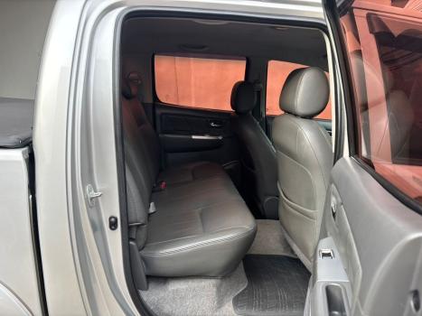TOYOTA Hilux Caminhonete 3.0 16V 4P 4X4 SRV TURBO DIESEL CABINE DUPLA AUTOMTICO, Foto 15
