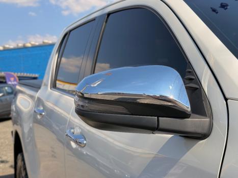 TOYOTA Hilux Caminhonete 2.8 16V SRX 50 ANOS 4X4 TURBO DIESEL CABINE DUPLA AUTOMTICO, Foto 6
