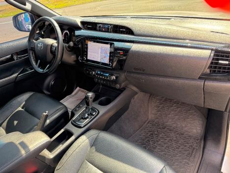 TOYOTA Hilux Caminhonete 2.8 16V SRX 50 ANOS 4X4 TURBO DIESEL CABINE DUPLA AUTOMTICO, Foto 9