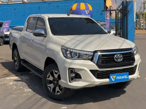 TOYOTA Hilux Caminhonete 2.8 16V SRX 50 ANOS 4X4 TURBO DIESEL CABINE DUPLA AUTOMTICO, Foto 2