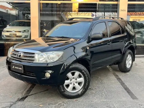 TOYOTA Hilux SW4 2.7 16V 4P SR, Foto 1