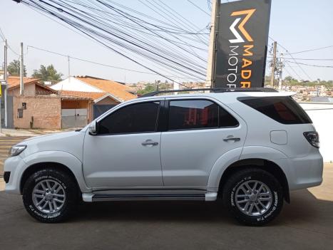 TOYOTA Hilux SW4 2.7 16V 4P SR FLEX AUTOMTICO, Foto 4