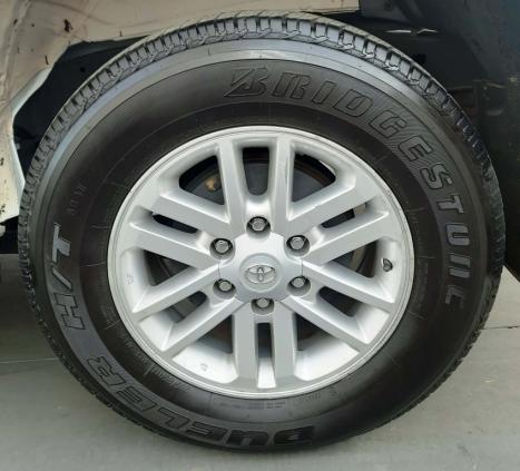 TOYOTA Hilux SW4 2.7 16V 4P SR FLEX AUTOMTICO, Foto 9