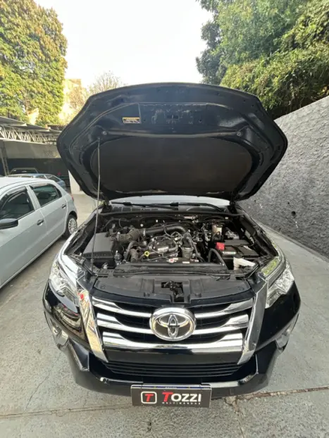 TOYOTA Hilux SW4 2.7 16V 4P FLEX SRV 7 LUGARES AUTOMTICO, Foto 9