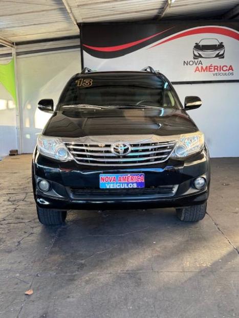 TOYOTA Hilux SW4 2.7 16V 4P SR FLEX AUTOMTICO, Foto 2