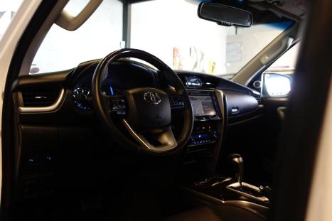 TOYOTA Hilux SW4 2.7 16V 4P FLEX SRV 7 LUGARES AUTOMTICO, Foto 10