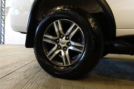 TOYOTA Hilux SW4 2.7 16V 4P FLEX SRV 7 LUGARES AUTOMTICO, Foto 12