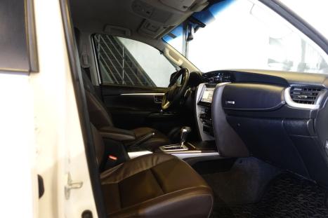 TOYOTA Hilux SW4 2.7 16V 4P FLEX SRV 7 LUGARES AUTOMTICO, Foto 13
