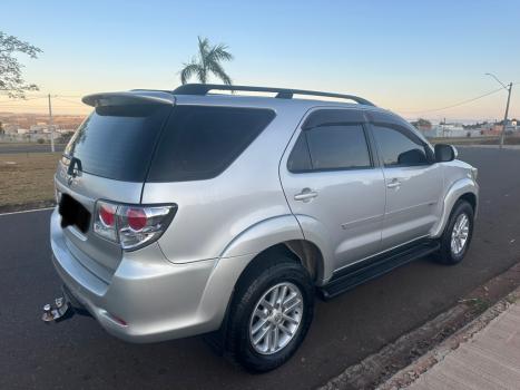 TOYOTA Hilux SW4 2.7 16V 4P SR FLEX AUTOMTICO, Foto 4