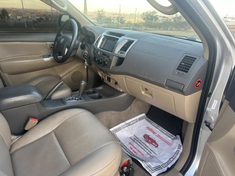TOYOTA Hilux SW4 2.7 16V 4P SR FLEX AUTOMTICO, Foto 8