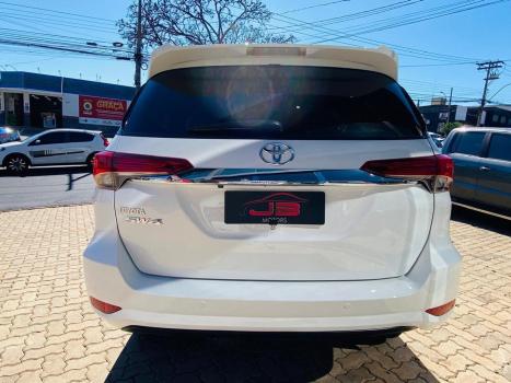 TOYOTA Hilux SW4 2.7 16V 4P SR AUTOMTICO, Foto 5