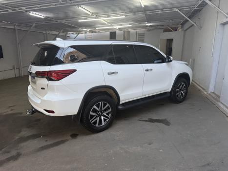 TOYOTA Hilux SW4 2.7 16V 4P FLEX SRV 7 LUGARES AUTOMTICO, Foto 8