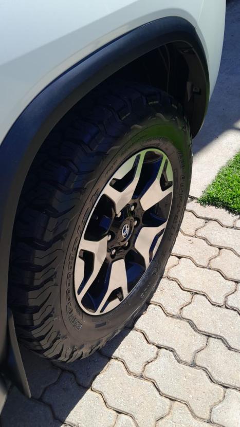 TOYOTA Hilux SW4 2.8 4P SRX 4X4 DIAMOND 7 LUGARES TURBO DIESEL AUTOMTICO, Foto 5