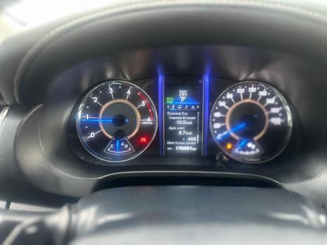TOYOTA Hilux SW4 2.8 16V 4P SRX 4X4 7 LUGARES TURBO DIESEL AUTOMTICO, Foto 17