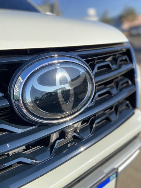 TOYOTA Hilux SW4 2.8 16V 4P SRX 4X4 7 LUGARES TURBO DIESEL AUTOMTICO, Foto 13