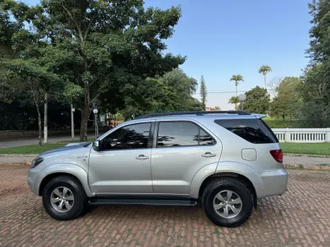 TOYOTA Hilux SW4 3.0 16V 4P SRV 4X4 TURBO DIESEL AUTOMTICO, Foto 8