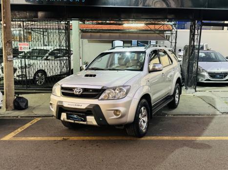 TOYOTA Hilux SW4 3.0 16V 4P SRV 4X4 TURBO DIESEL AUTOMTICO, Foto 2