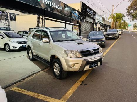 TOYOTA Hilux SW4 3.0 16V 4P SRV 4X4 TURBO DIESEL AUTOMTICO, Foto 4
