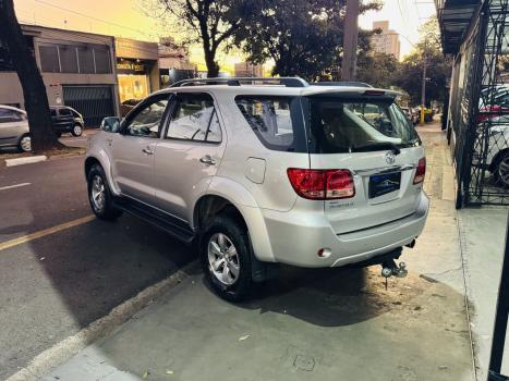 TOYOTA Hilux SW4 3.0 16V 4P SRV 4X4 TURBO DIESEL AUTOMTICO, Foto 6