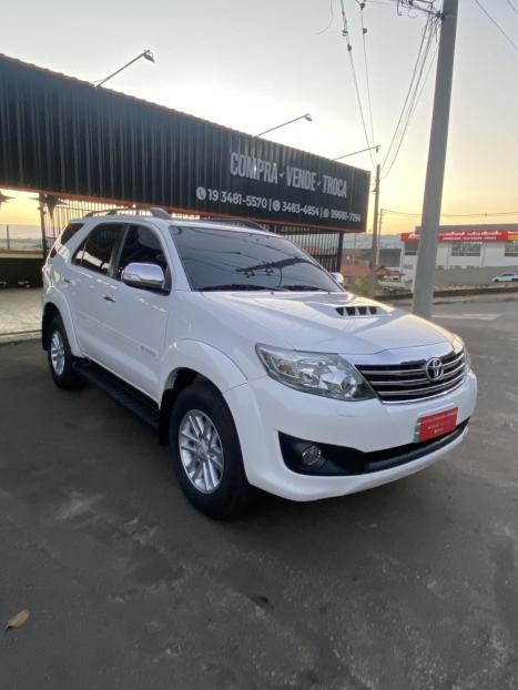TOYOTA Hilux SW4 3.0 16V 4P SRV 4X4 TURBO DIESEL AUTOMTICO, Foto 1