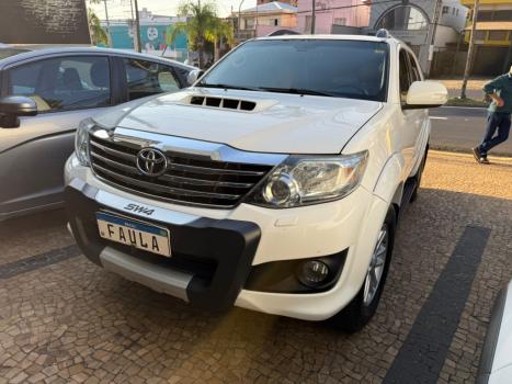 TOYOTA Hilux SW4 3.0 16V 4P SRV 4X4 TURBO DIESEL AUTOMTICO, Foto 2