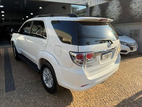 TOYOTA Hilux SW4 3.0 16V 4P SRV 4X4 TURBO DIESEL AUTOMTICO, Foto 6