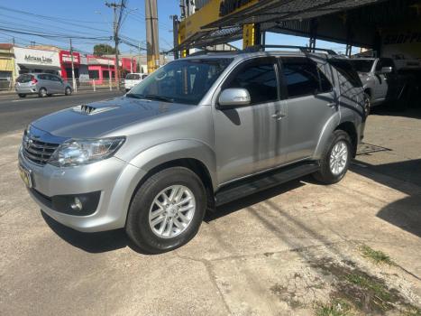 TOYOTA Hilux SW4 3.0 16V 4P SRV 4X4 TURBO DIESEL AUTOMTICO, Foto 1