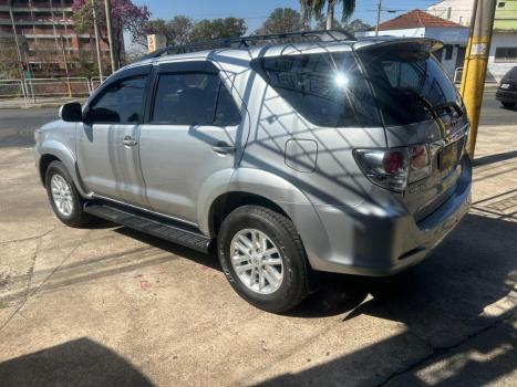 TOYOTA Hilux SW4 3.0 16V 4P SRV 4X4 TURBO DIESEL AUTOMTICO, Foto 2