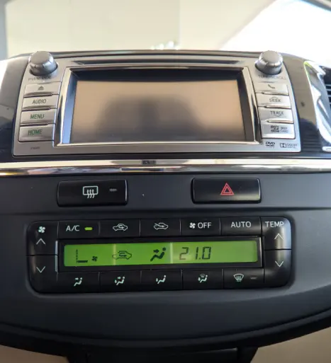 TOYOTA Hilux SW4 3.0 16V 4P SRV 4X4 TURBO DIESEL AUTOMTICO, Foto 16