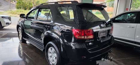 TOYOTA Hilux SW4 3.0 16V 4P SRV 4X4 TURBO DIESEL AUTOMTICO, Foto 3