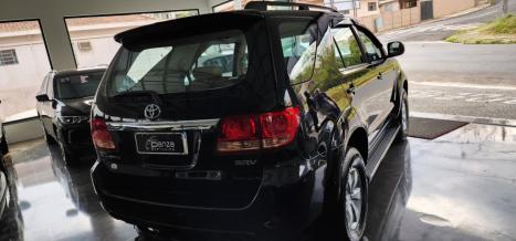 TOYOTA Hilux SW4 3.0 16V 4P SRV 4X4 TURBO DIESEL AUTOMTICO, Foto 4