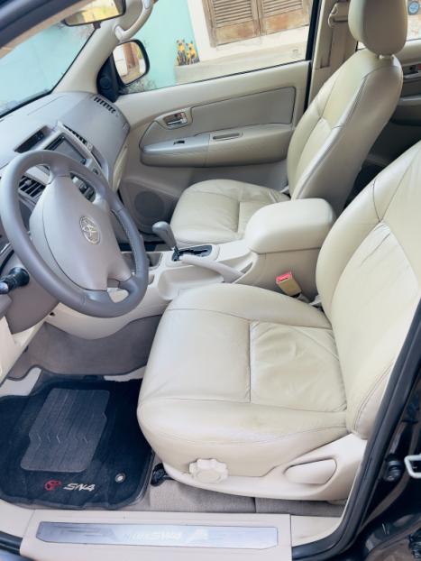 TOYOTA Hilux SW4 3.0 16V 4P SRV 4X4 TURBO DIESEL AUTOMTICO, Foto 8
