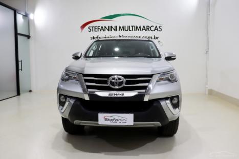 TOYOTA Hilux SW4 4.0 V6 24V 4P AUTOMTICO, Foto 2