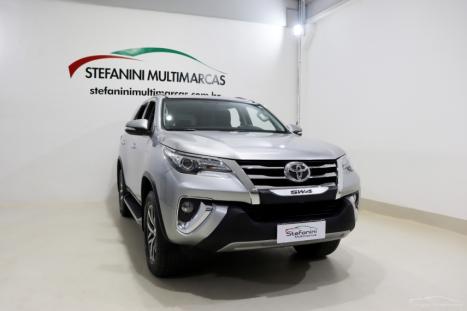 TOYOTA Hilux SW4 4.0 V6 24V 4P AUTOMTICO, Foto 3