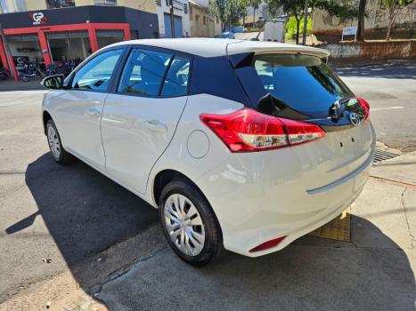 TOYOTA Yaris Hatch 1.5 16V 4P FLEX XL MULTIDRIVE AUTOMTICO CVT, Foto 6
