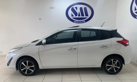 TOYOTA Yaris Hatch 1.5 16V 4P FLEX XLS CONNECT MULTIDRIVE AUTOMTICO CVT, Foto 2